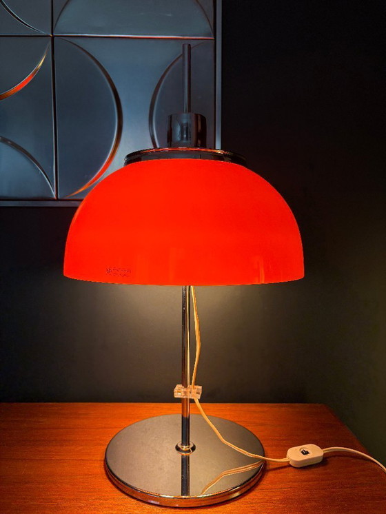Image 1 of Faro-lamp van Harvey Guzzinni. Eerste editie 1970.