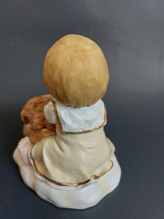 Image 1 of Figurines Seneca en polystone fabriquées à la main