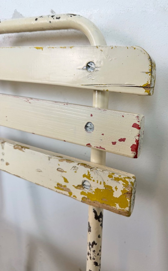 Image 1 of Vintage beige industriële stoel, jaren 60