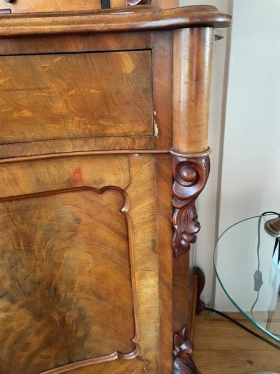 Precioso armario antiguo Bonheur de 1860-1870 con puerta de espejo. – Wood (photo 4 of 5)