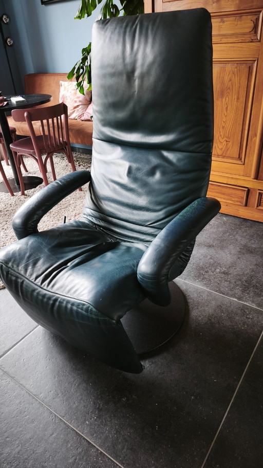 Jori Yoga Mono-move relaxfauteuil, donkergroen/blauw leer, zwarte voet – Leather (photo 2 of 5)