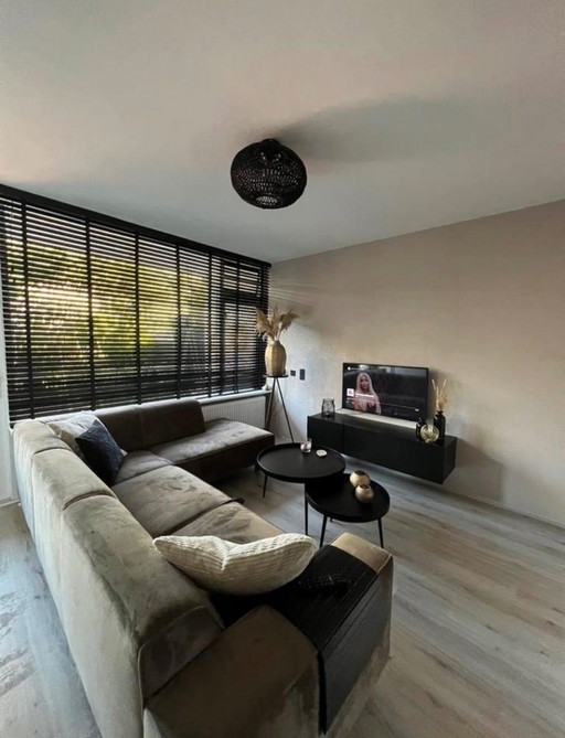 Divano angolare a destra del Kwantum color tortora