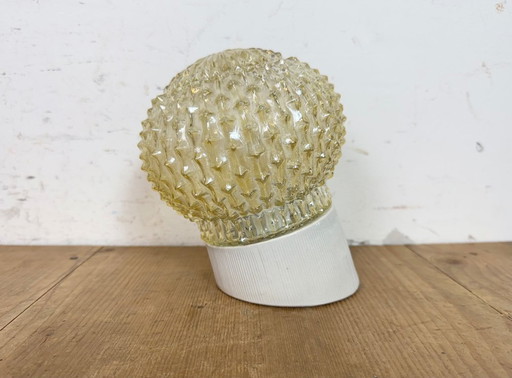 Vintage witte porseleinen wandlamp, jaren 70