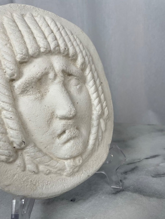 Image 1 of Rostro en bajo relieve, estilo máscara antigua