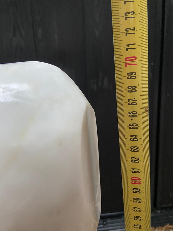 Image 1 of Torso in marmo firmato femminile