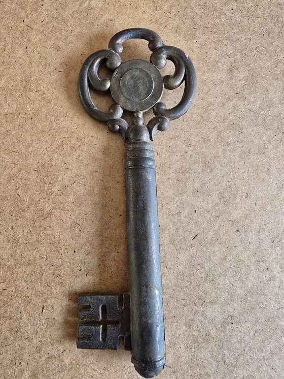 Image 1 of Old key thermometer with deer