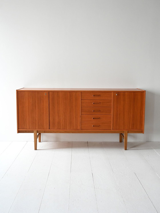 Image 1 of Buffet scandinave en teck des années 1960