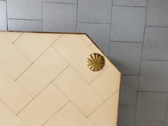 Image 1 of IMPORTANT VINTAGE ITALIAN COFFEE TABLE FROM THE 1960s IN FORMICA, BRASS & GILT STEEL