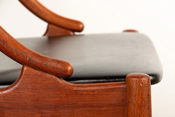 Image 1 of Satz von 6 dänischen Stühlen aus Teak und Skai, Modell 16 von Johannes Andersen für Uldum Møbelfabrik 1965.