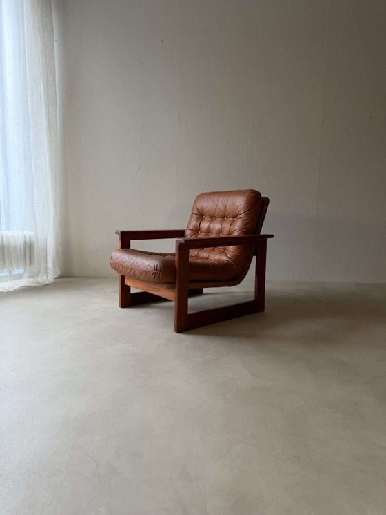 Image 1 of Fauteuil lounge vintage en cuir teck des années 1960