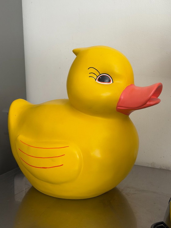 XXL Yellow Bath Duck Statue, Pop Art Sculpture – Plastic, Fiberglass (photo 3 of 9)