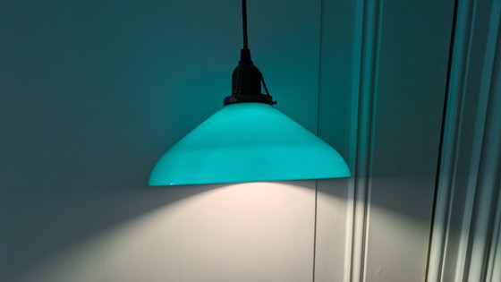 Image 1 of Suspension vintage en verre opalin vert, années 1920