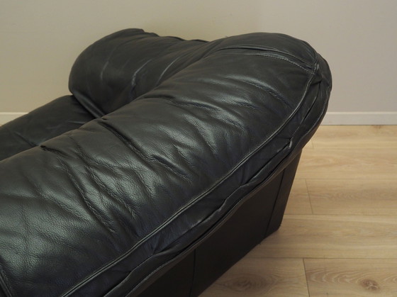 Image 1 of Divano in pelle nera, design italiano, anni '60, produzione: Italia