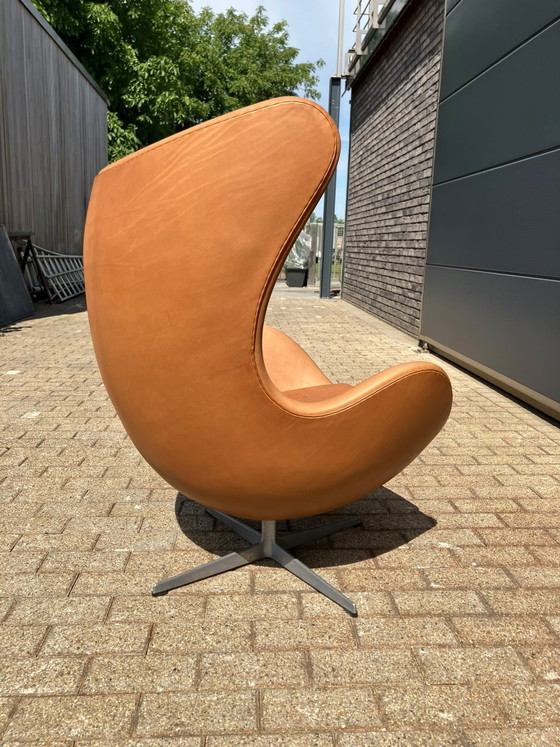 Image 1 of Exclusive early Fritz Hansen Egg Chair from 07–‘63 in Cognac Camel vintage leather in MINT CONDITION!!