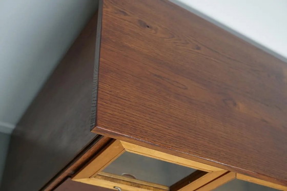 Image 1 of Vintage Nederlandse beuken- en eikenhouten fourniturenkast / graankast, jaren 1950