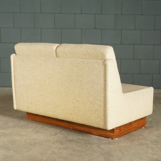 Vintage two-seater sofa – beige fabric – 1960s – 2 seaters, Textile (photo 6 of 16)