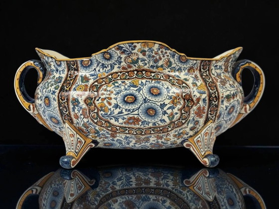 Jardinière en faïence Gien du 19ème siècle avec décor persan. – Vases, Porcelain (photo 4 of 11)