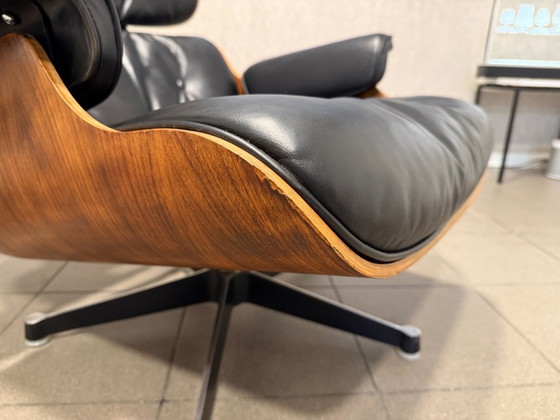 Image 1 of Herman Miller / Contura | Charles & Ray Eames | Lounge Chair & Ottoman | Rosewood & Black Leather | 1x Set