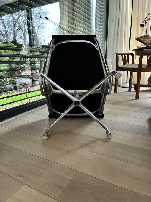 Eames EA116 loungestoel Herman Miller