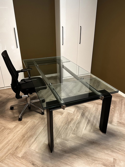 Mesa de diseño Desalto Stilt 430