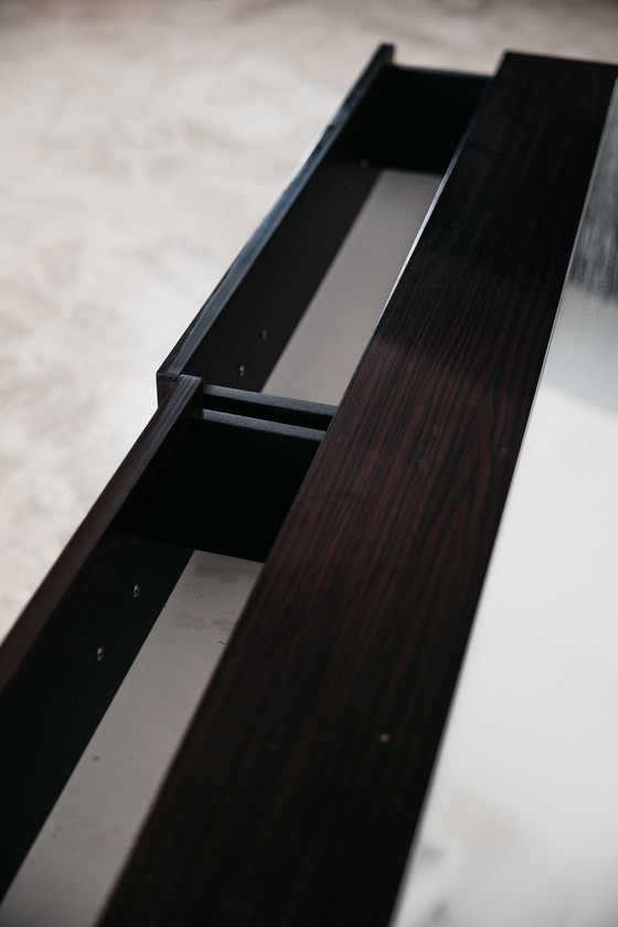 Image 1 of Commode en placage de bois et verre, design cubique moderne des années 1980