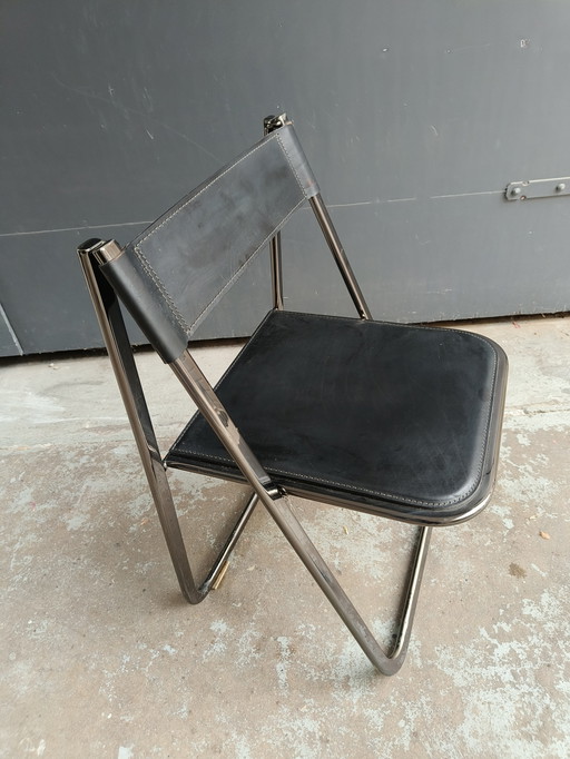 Schwarzer Leder-Klappstuhl "Tamara" aus den 1970er Jahren von Arrben Italy