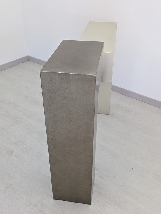 Image 1 of Roberto Mora, Dilmos - Console "Crasi" - Eigentijds ontwerp