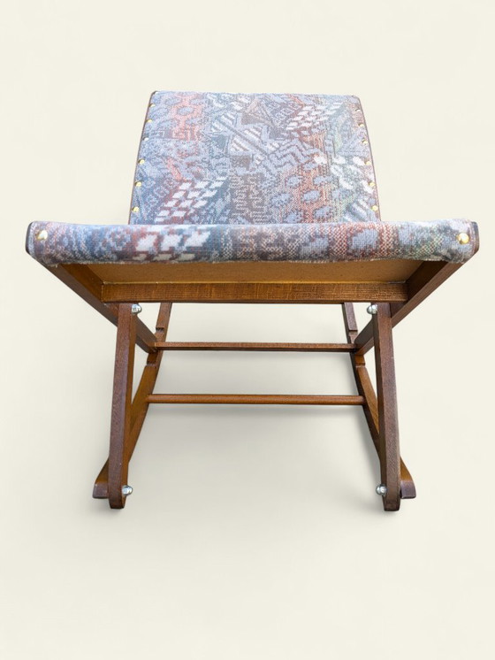 Image 1 of Poggiapiedi vintage degli anni '80 - poggiapiedi regolabile in altezza con rivestimento in tessuto fantasia