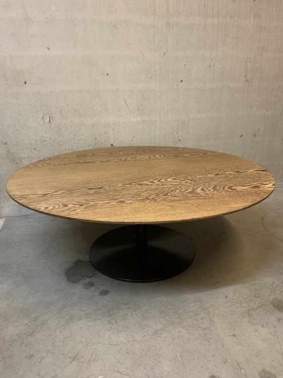 Image 1 of Table basse ronde scandinave vintage.