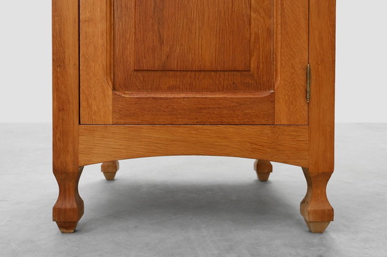 Image 1 of Pair of French Art Deco Nightstands in oak with marble tops, 1930s 