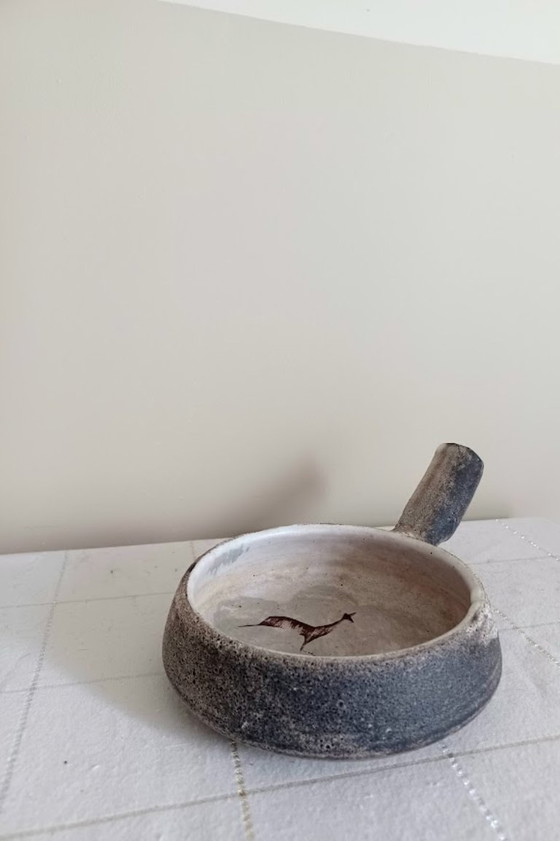 Vintage Brutalist Caquelon with Rock Carvings – Mid-Century Modern | Jurina – Bowls, Ceramic (photo 3 of 6)