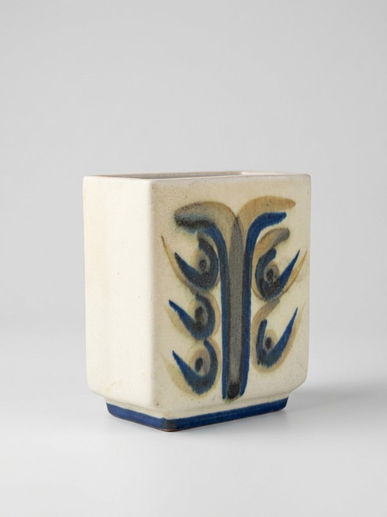 Okela Danish Vintage Vase – Ceramic (photo 3 of 5)