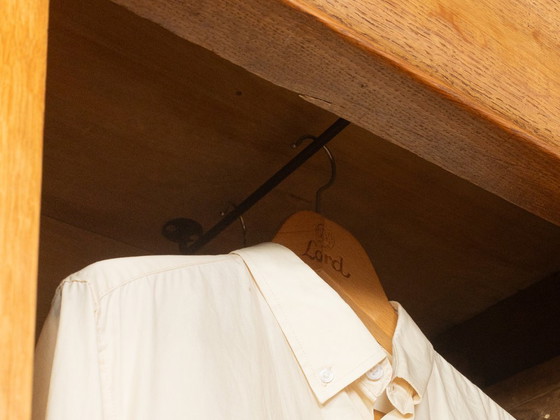 Biedermeier Eichenkleiderschrank, um 1840 – Kleiderschränke, Holz (photo 11 of 13)
