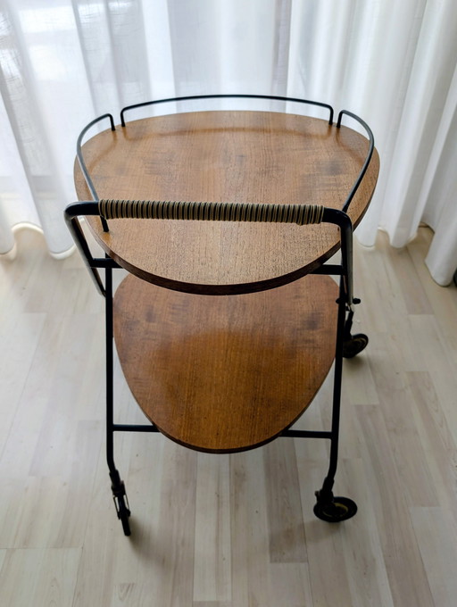 carrello danese di metà secolo