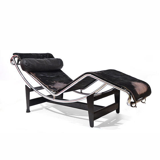 Image 1 of Chaise longue Cassina en chrome avec peau de poney noire