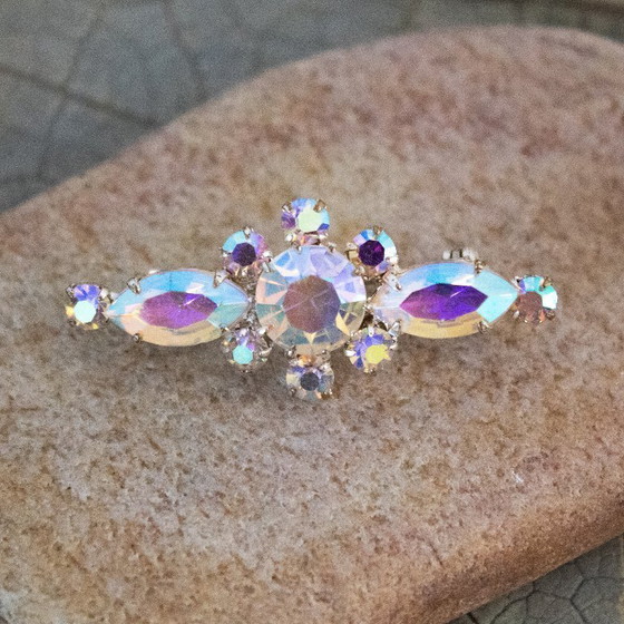 Image 1 of Spilla vintage Aurora Boreale: spilla ovale con strass iridescenti