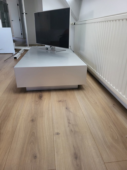 MDF Italia aluminium kast