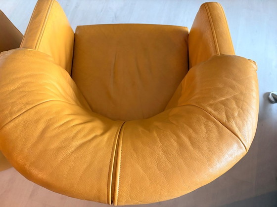 2x Rolf Benz Armchair model 390 yellow, Leather (photo 8 of 8)
