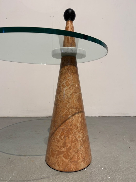 Tavolino laterale in stile Memphis – Tavolini, Glass, Marble (photo 3 of 5)