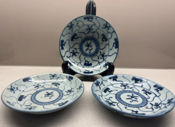 Image 1 of 3 piatti della dinastia Qing