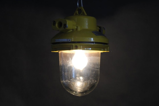 Image 1 of Lampada industriale in vetro degli anni '70, Cecoslovacchia