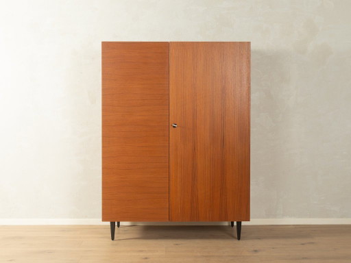 Garderobe der 1960er Jahre