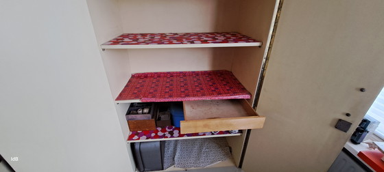 Image 1 of armoire à linge vintage