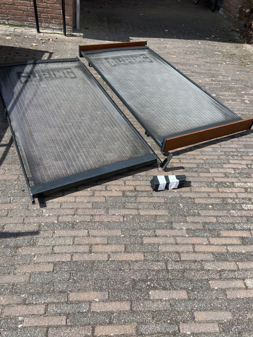 Zwei Vintage Design Auping Daybed Betten Bedspirals Refurbishments