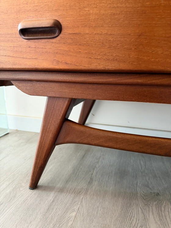 Louis van Teefelen para Webé armario – Van Teeffelen, Escritorios (photo 7 of 10)