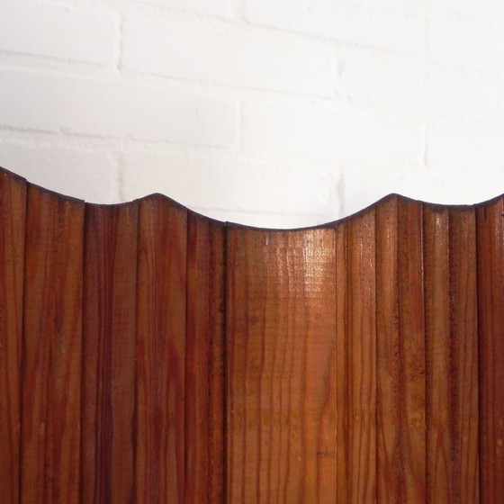 Image 1 of Separador de ambientes S.N.S.A. con listones de pino estilo Baumann, década de 1950.