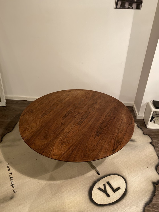 Image 1 of Table basse Arne Jacobsen, pour Fritz Hansen. Danemark.
