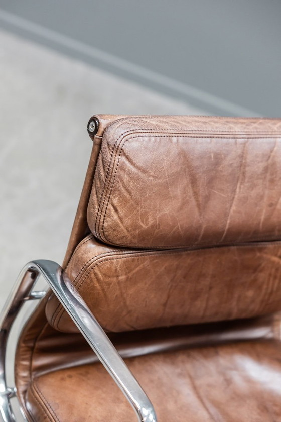 Image 1 of Eames EA208 softpad meeting chair