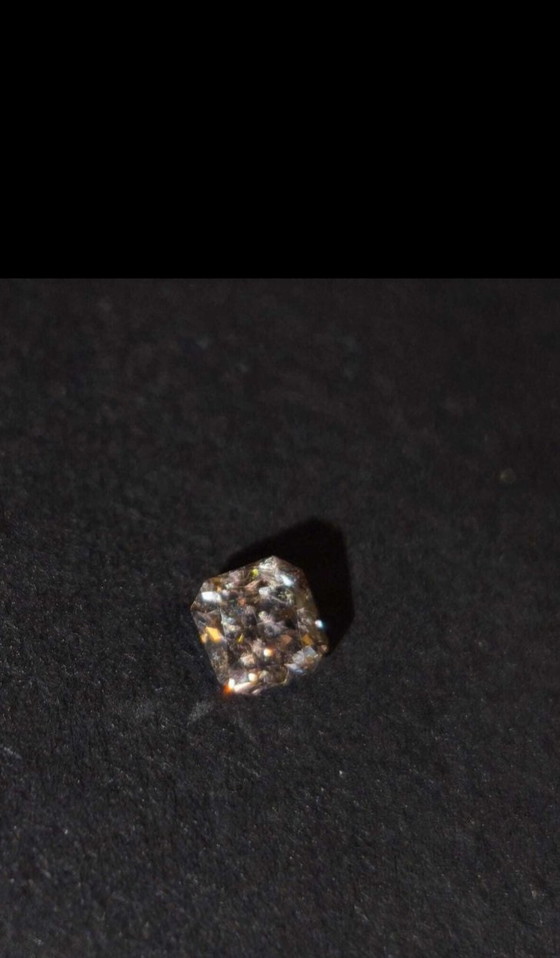 Image 1 of Diamond 0.32 carat with certificate