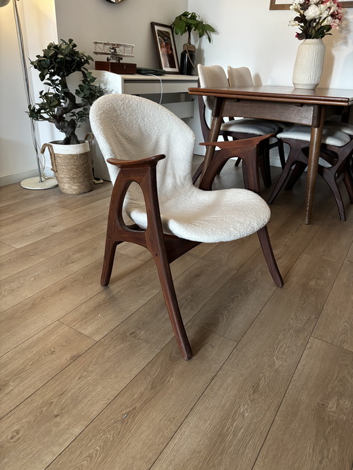 Fauteuil Christiansen en teck bouclé vintage